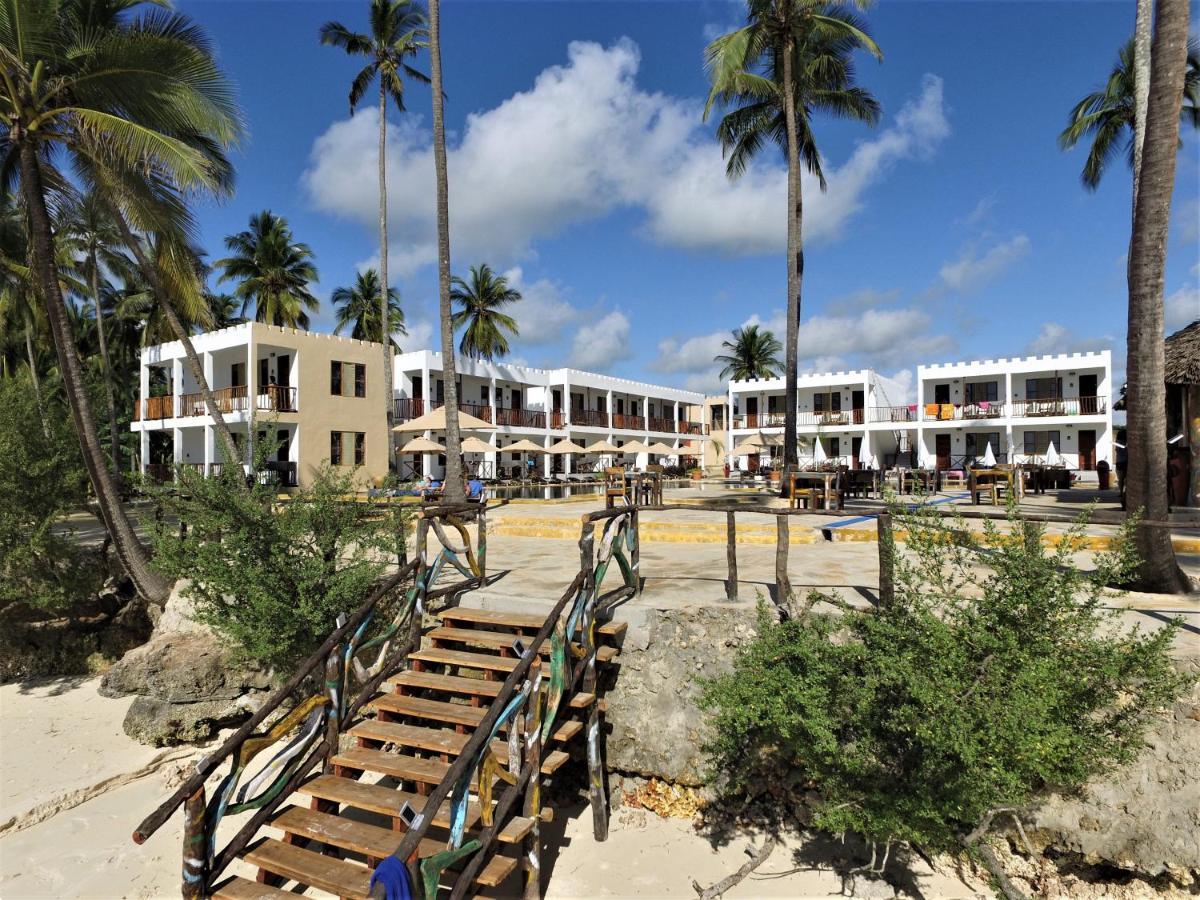 Zanzibar Bay & 4* Uroa