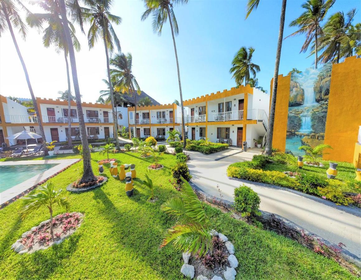 Zanzibar Bay &