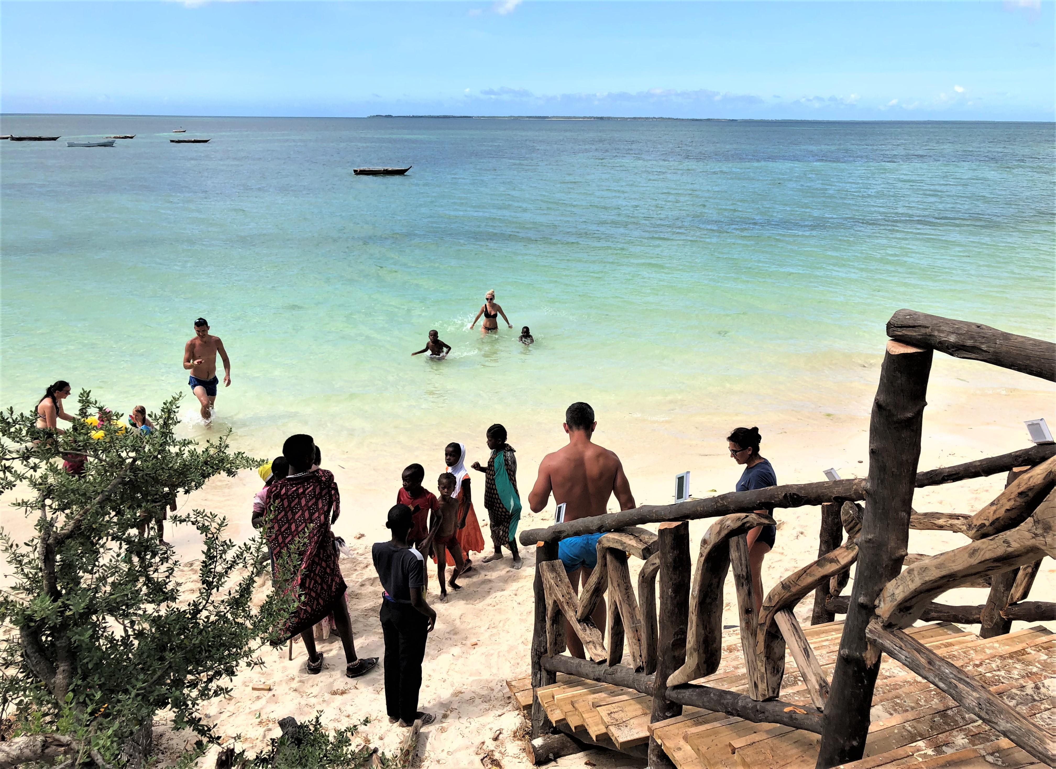 Zanzibar Bay & Feriested Uroa