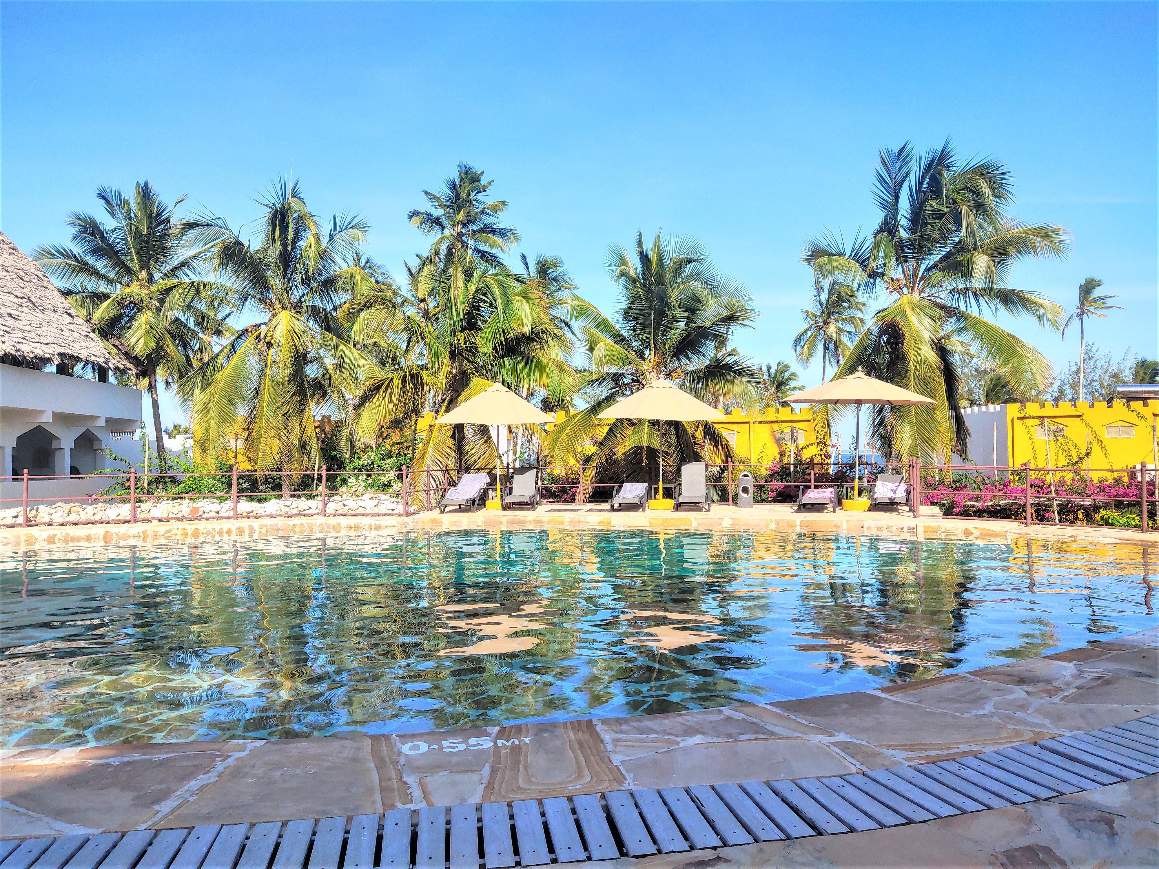 Zanzibar Bay & 4* Uroa