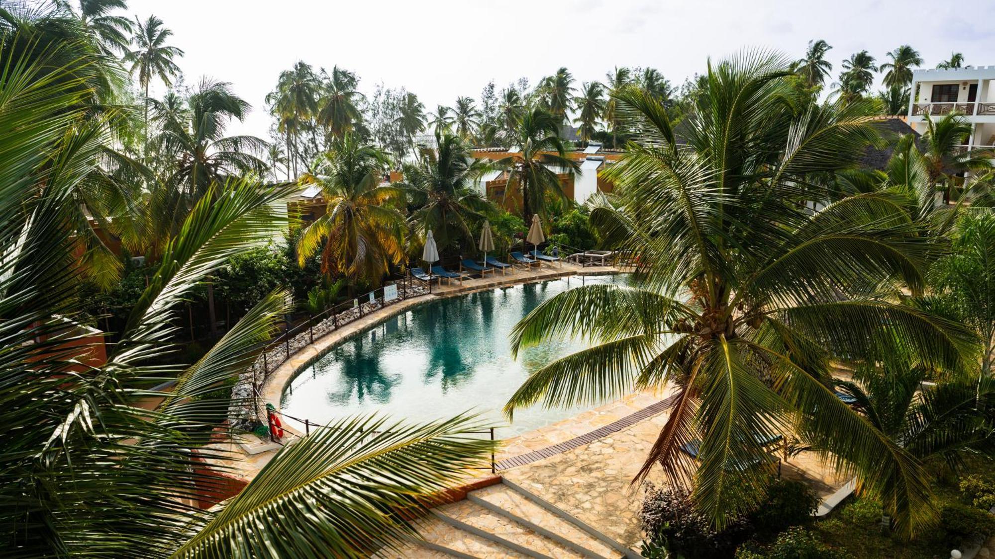 Zanzibar Bay &